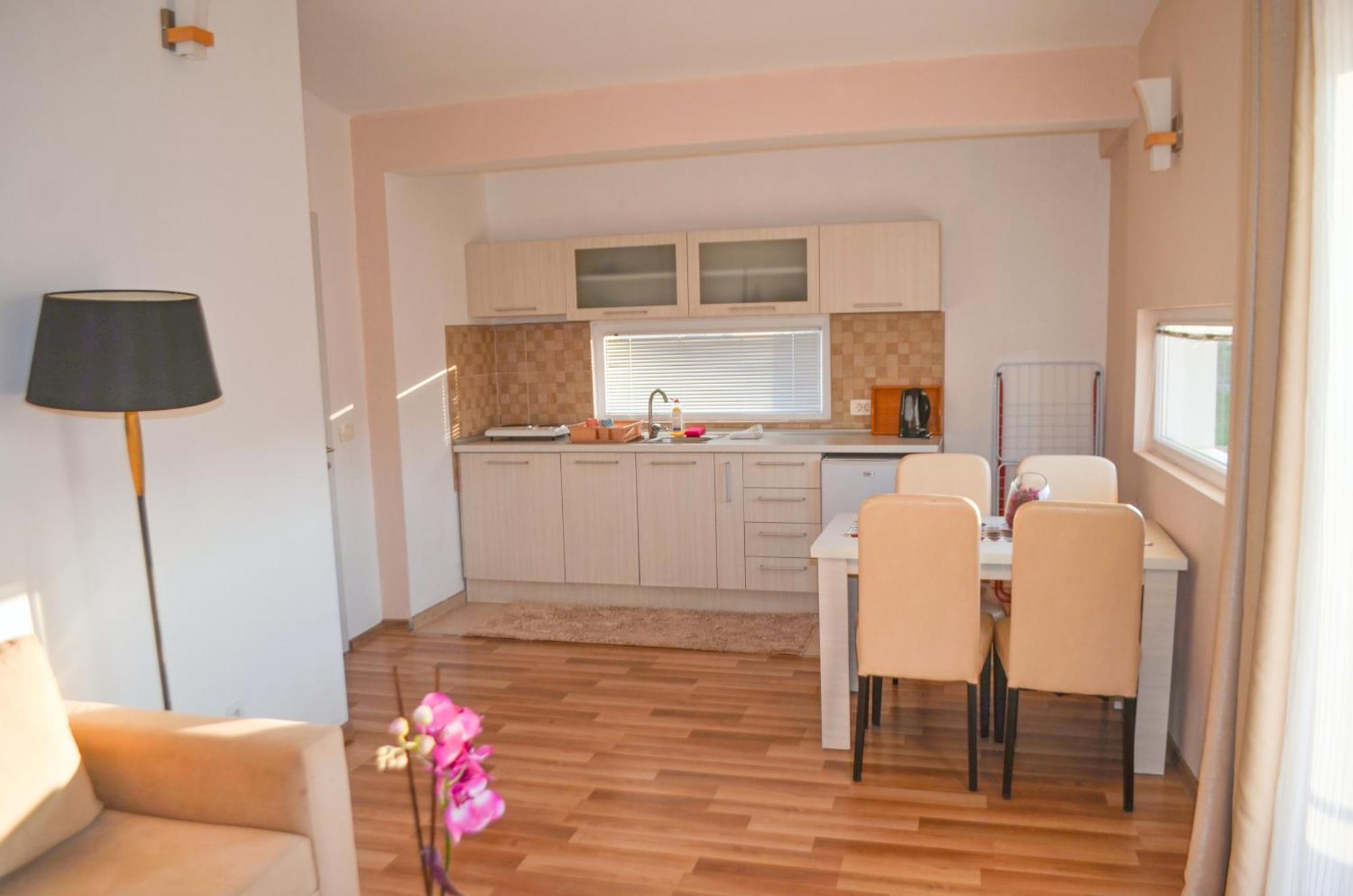 Hotel La Hacienda Ulcinj Habitación foto
