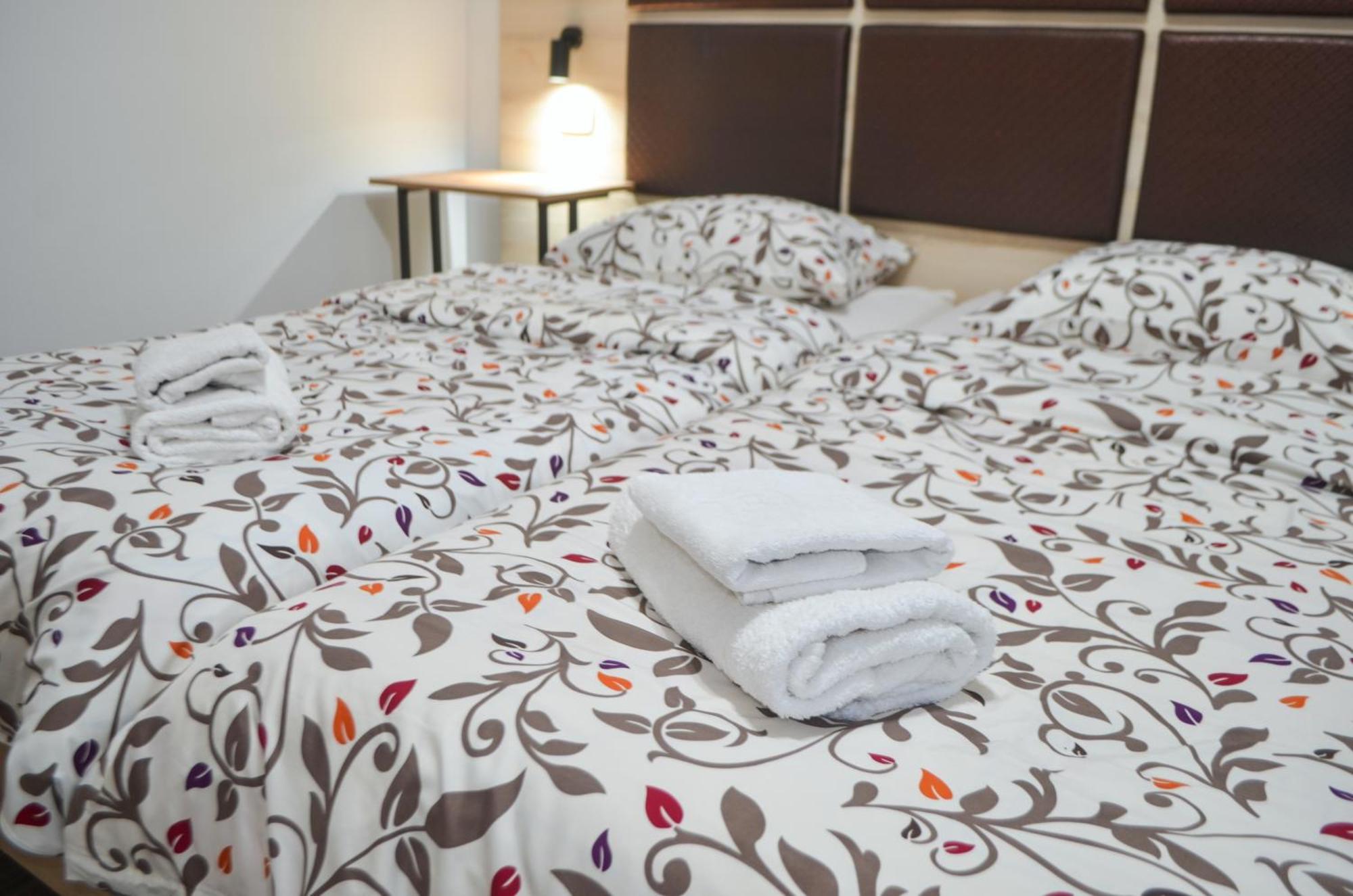 Hotel La Hacienda Ulcinj Habitación foto